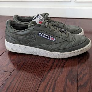 Men’s Reebok Club C85 in Hunter Green in size 10